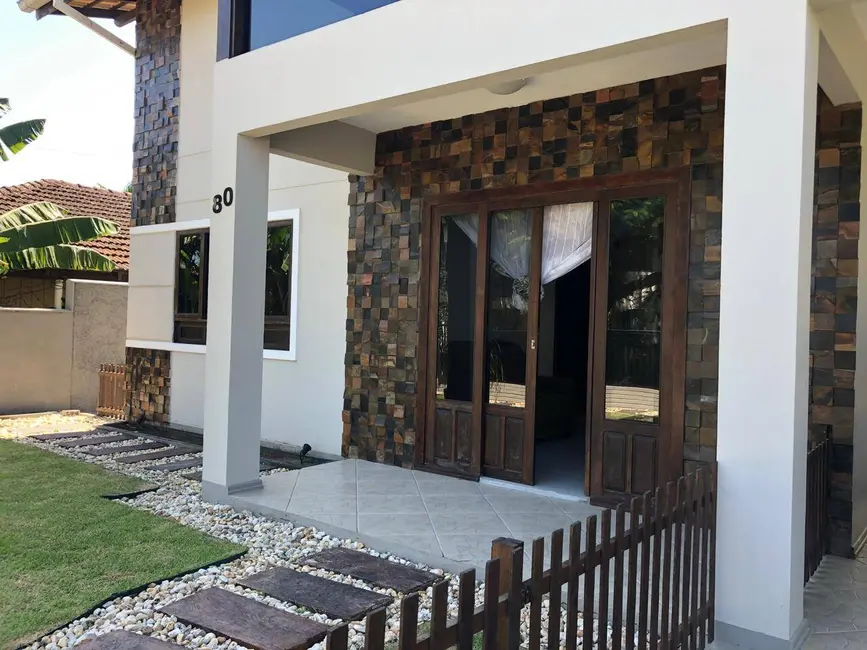 Foto 5 de Sobrado com 4 quartos à venda, 240m2 em Balneario Barra Do Sul - SC