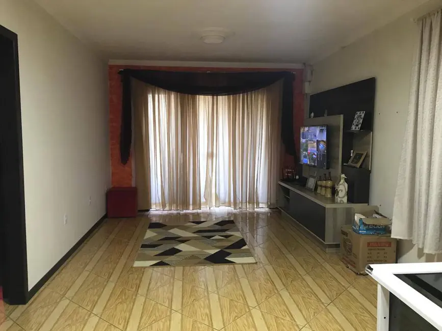 Foto 8 de Chácara com 4 quartos à venda, 300m2 em Balneario Barra Do Sul - SC