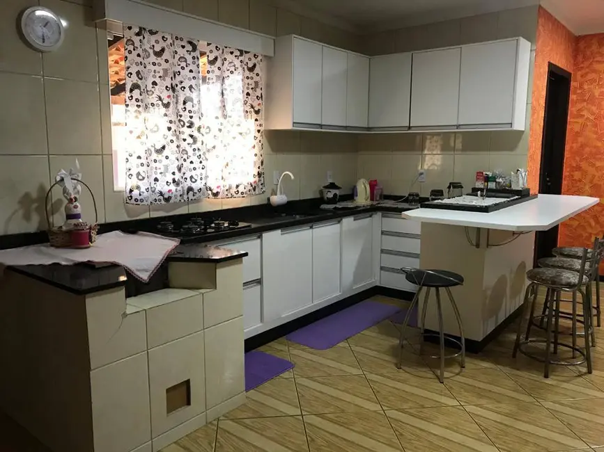 Foto 6 de Chácara com 4 quartos à venda, 300m2 em Balneario Barra Do Sul - SC