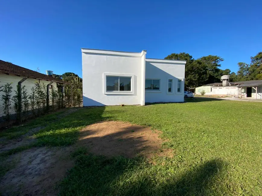 Foto 2 de Chácara com 3 quartos à venda, 210m2 em Balneario Barra Do Sul - SC