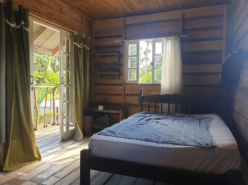 Foto 8 de Casa com 2 quartos à venda, 110m2 em Balneario Barra Do Sul - SC
