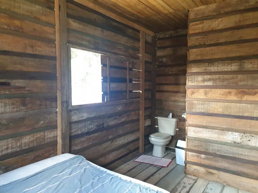 Foto 9 de Casa com 2 quartos à venda, 110m2 em Balneario Barra Do Sul - SC