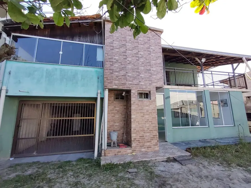 Foto 1 de Casa com 5 quartos à venda, 198m2 em Centro, Balneario Barra Do Sul - SC