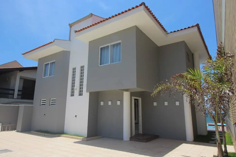 Foto 2 de Sobrado com 5 quartos à venda, 204m2 em Barra Velha - SC
