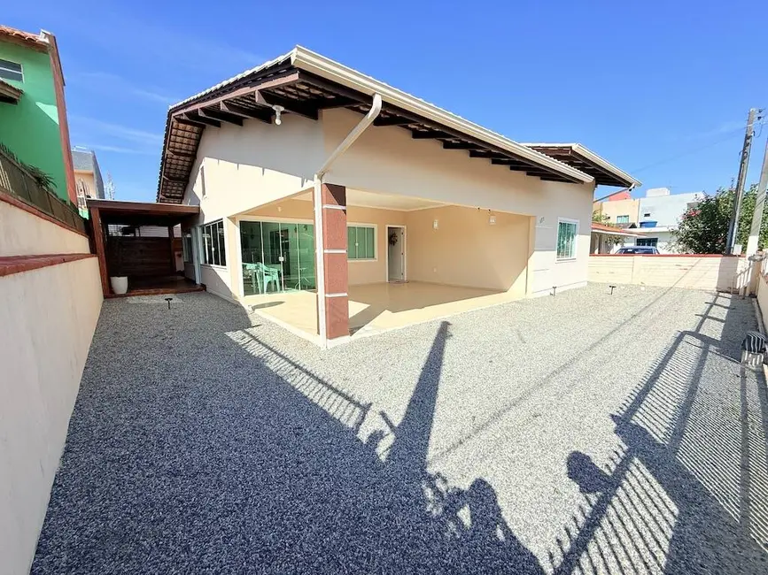 Foto 9 de Casa com 3 quartos à venda, 155m2 em Centro, Balneario Barra Do Sul - SC