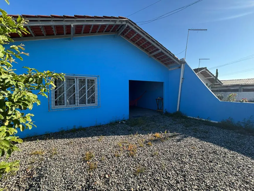 Foto 1 de Casa com 3 quartos à venda, 85m2 em Balneario Barra Do Sul - SC