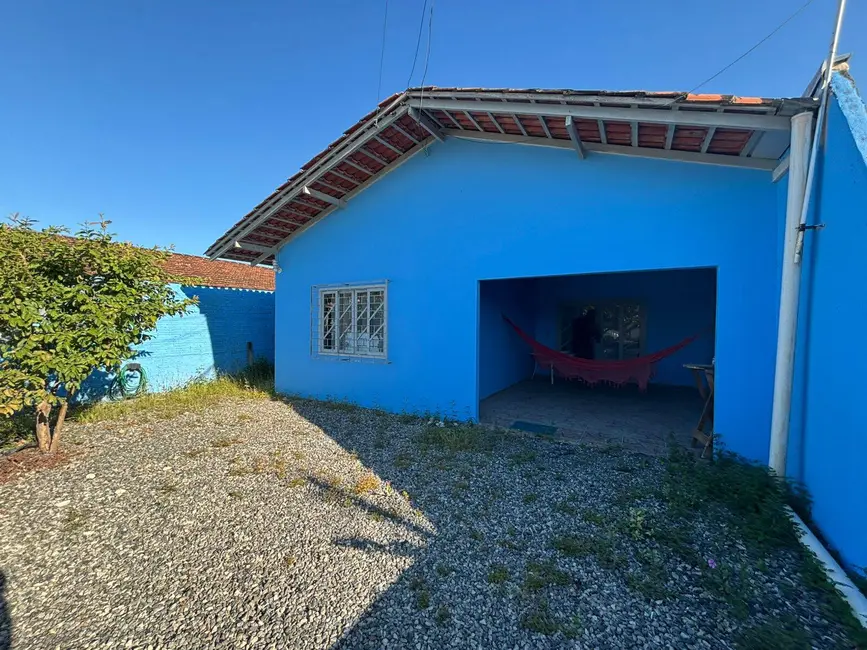 Foto 2 de Casa com 3 quartos à venda, 85m2 em Balneario Barra Do Sul - SC