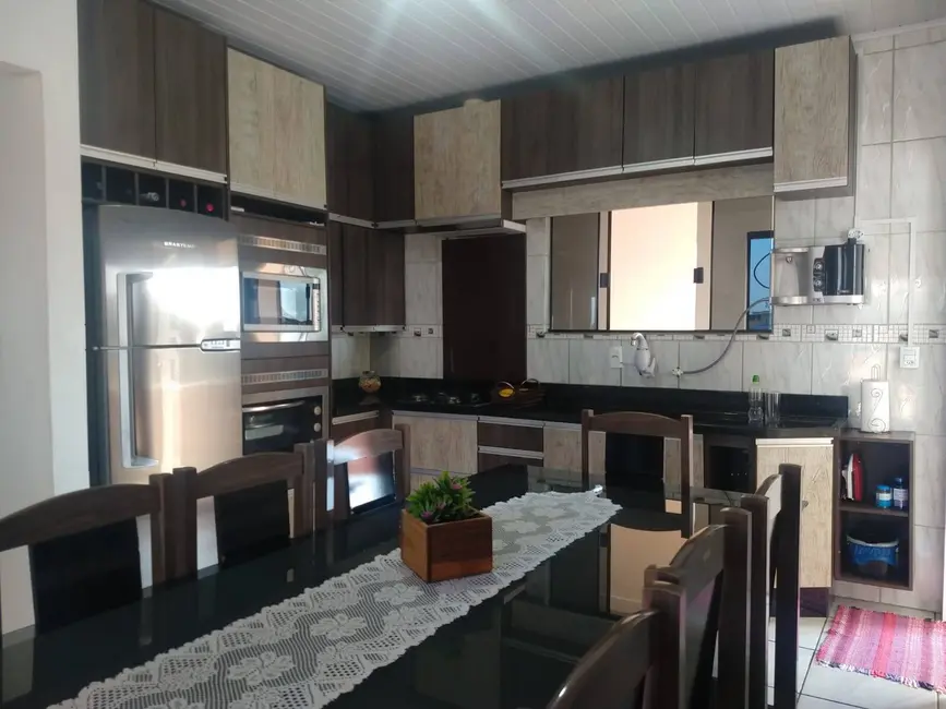 Foto 3 de Casa com 3 quartos à venda, 120m2 em Centro, Balneario Barra Do Sul - SC