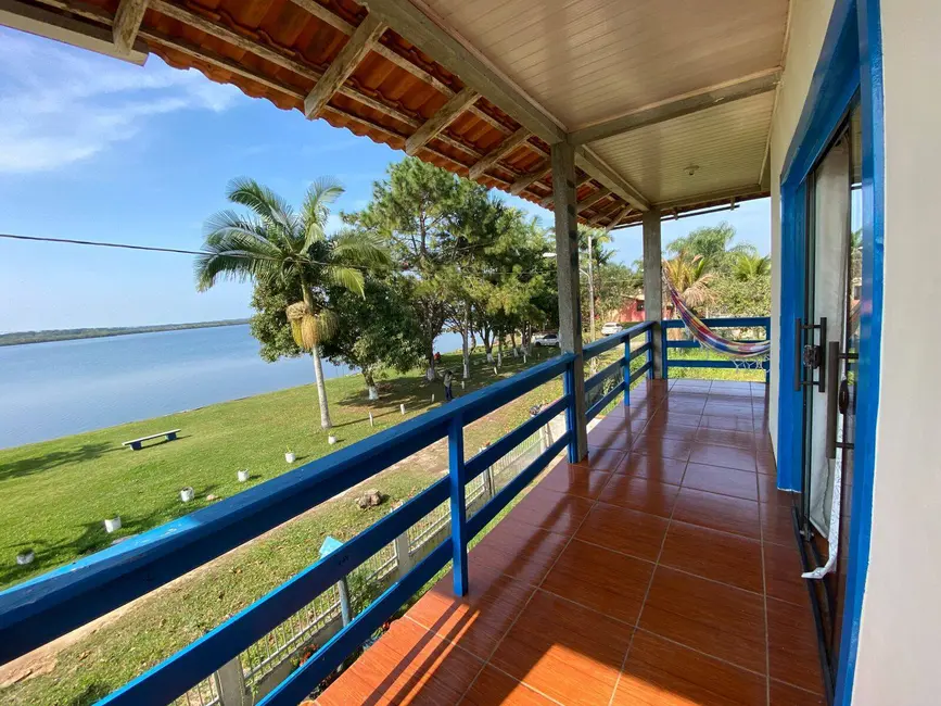 Foto 2 de Casa com 3 quartos à venda, 130m2 em Balneario Barra Do Sul - SC