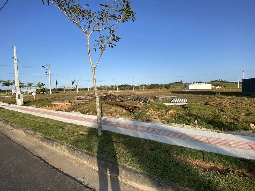 Foto 4 de Terreno / Lote à venda, 287m2 em Araquari - SC