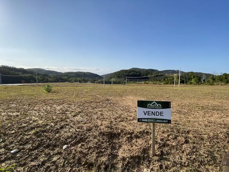 Terreno / Lote à venda, 240m2 em Araquari - SC - imagem 1 Foto 1 de Terreno / Lote à venda, 240m2 em Araquari - SC