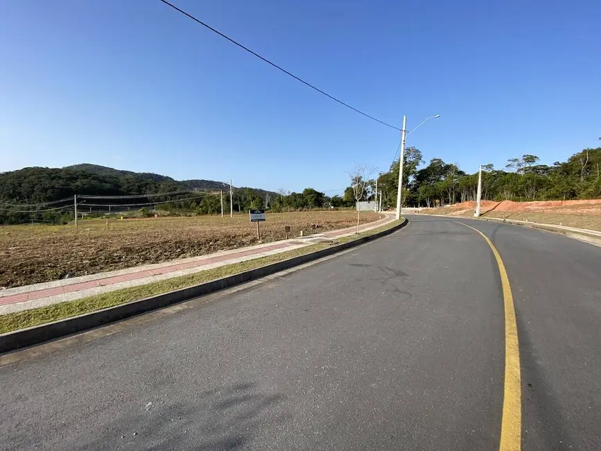 Terreno / Lote à venda, 240m2 em Araquari - SC - imagem 3 Foto 3 de Terreno / Lote à venda, 240m2 em Araquari - SC