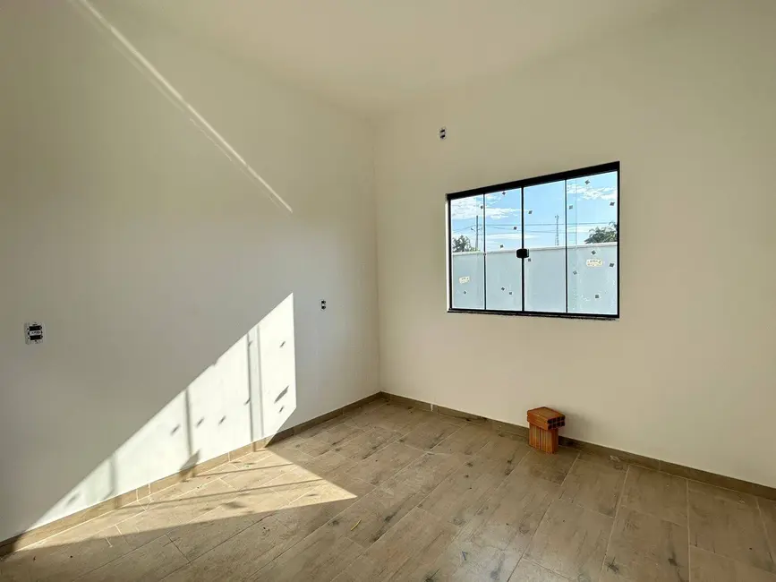 Foto 8 de Casa com 3 quartos à venda, 74m2 em Balneario Barra Do Sul - SC