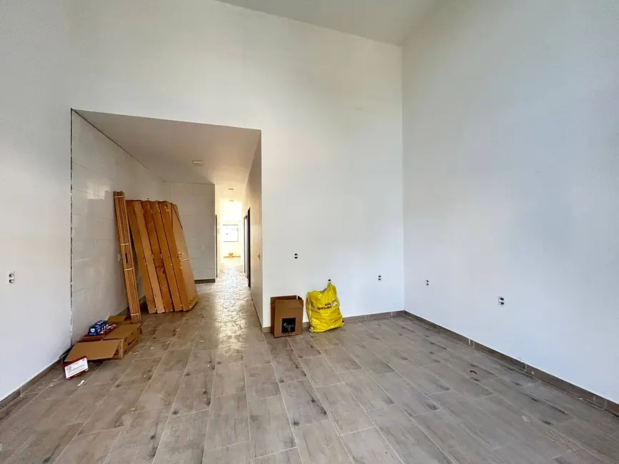 Foto 3 de Casa com 3 quartos à venda, 74m2 em Balneario Barra Do Sul - SC