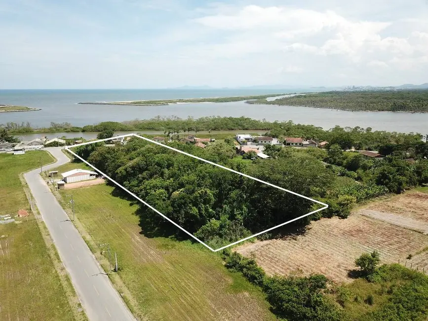 Terreno / Lote à venda, 7891m2 em Araquari - SC - imagem 1 Foto 1 de Terreno / Lote à venda, 7891m2 em Araquari - SC