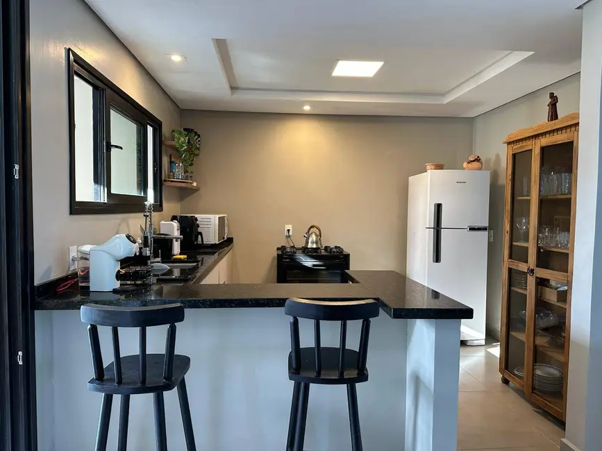 Foto 8 de Casa com 3 quartos à venda, 245m2 em Balneario Barra Do Sul - SC