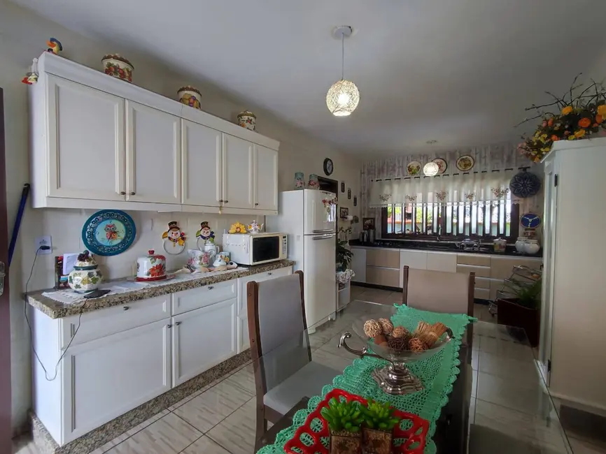 Foto 3 de Casa com 3 quartos à venda, 210m2 em Balneario Barra Do Sul - SC
