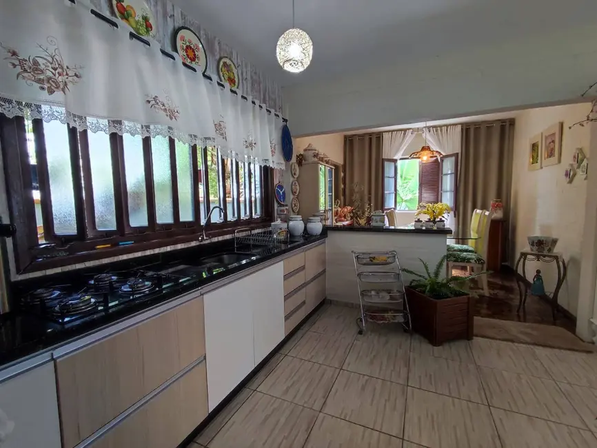 Foto 5 de Casa com 3 quartos à venda, 210m2 em Balneario Barra Do Sul - SC
