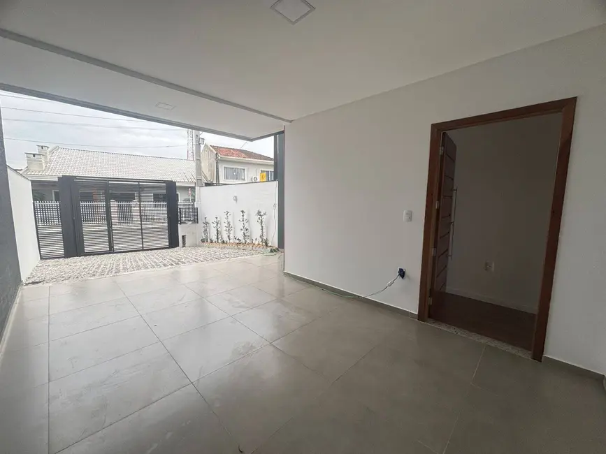 Foto 3 de Sobrado com 3 quartos à venda, 122m2 em Centro, Balneario Barra Do Sul - SC