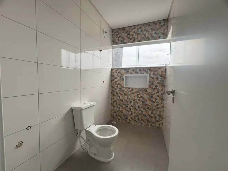 Sobrado com 3 quartos à venda, 122m2 em Centro, Balneario Barra Do Sul - SC - imagem 9 Foto 9 de Sobrado com 3 quartos à venda, 122m2 em Centro, Balneario Barra Do Sul - SC