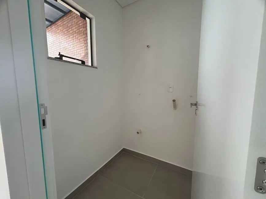 Foto 5 de Sobrado com 3 quartos à venda, 122m2 em Centro, Balneario Barra Do Sul - SC