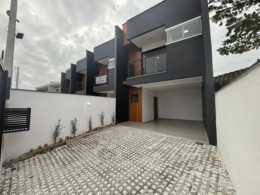 Foto 1 de Sobrado com 3 quartos à venda, 130m2 em Centro, Balneario Barra Do Sul - SC