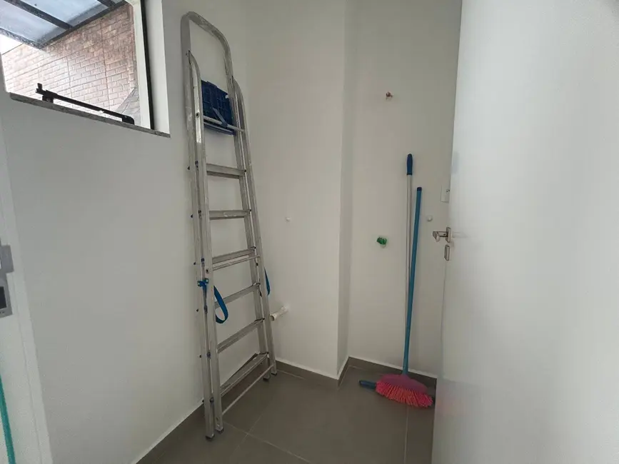 Foto 9 de Sobrado com 3 quartos à venda, 130m2 em Centro, Balneario Barra Do Sul - SC