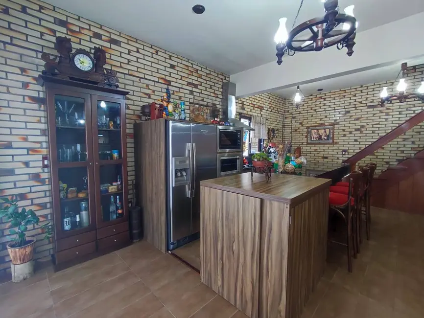 Foto 9 de Casa com 3 quartos à venda, 143m2 em Centro, Balneario Barra Do Sul - SC