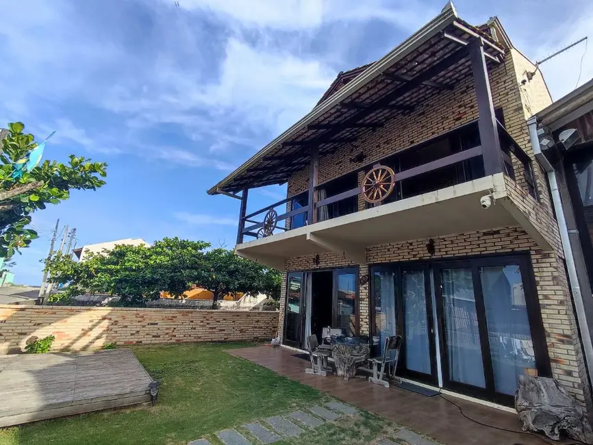 Foto 1 de Casa com 3 quartos à venda, 143m2 em Centro, Balneario Barra Do Sul - SC