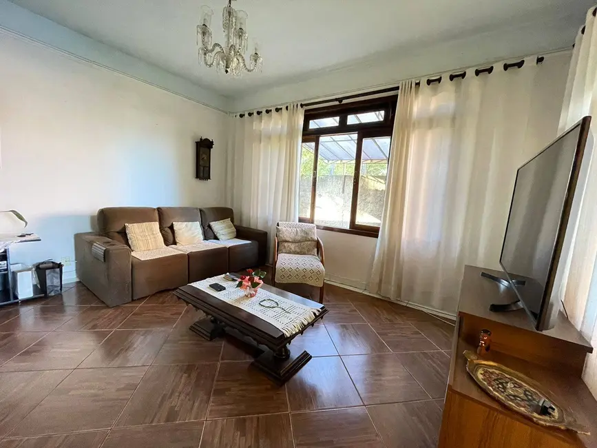Foto 6 de Casa com 4 quartos à venda, 300m2 em Balneario Barra Do Sul - SC