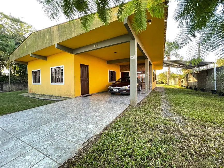 Foto 1 de Casa com 4 quartos à venda, 300m2 em Balneario Barra Do Sul - SC