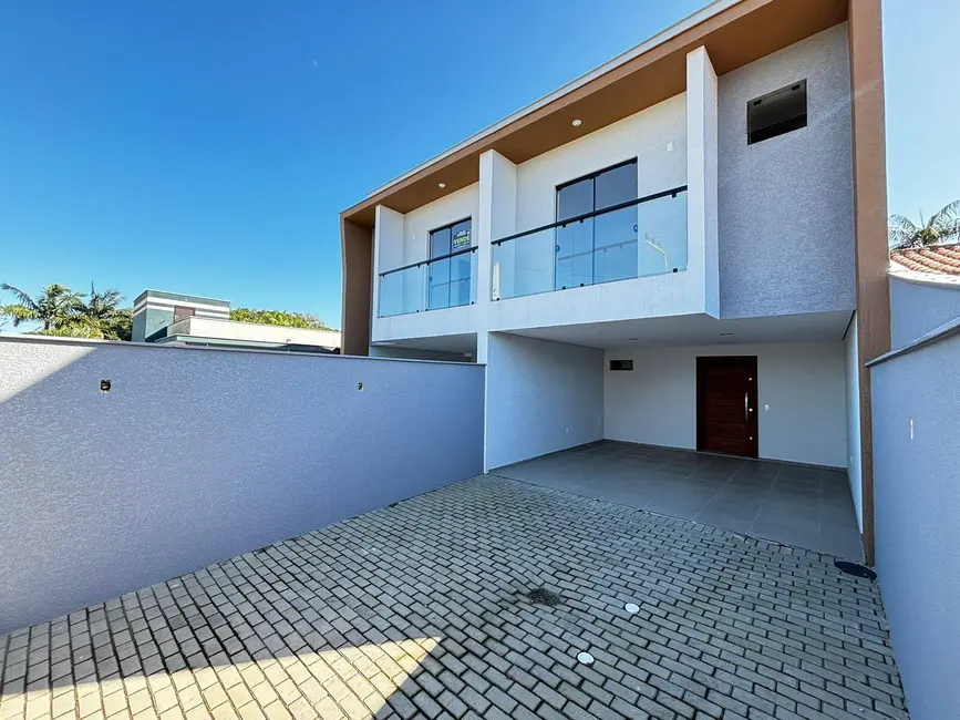 Foto 1 de Casa com 3 quartos à venda, 120m2 em Balneario Barra Do Sul - SC
