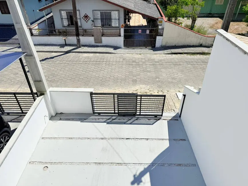 Foto 4 de Sobrado com 3 quartos à venda, 119m2 em Balneario Barra Do Sul - SC