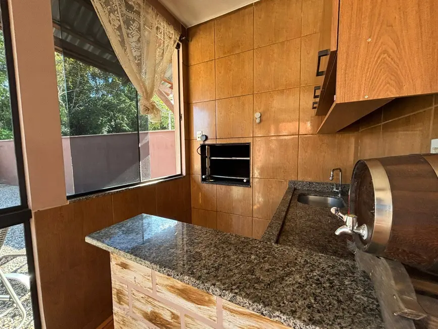 Foto 5 de Casa com 3 quartos à venda, 338m2 em Balneario Barra Do Sul - SC