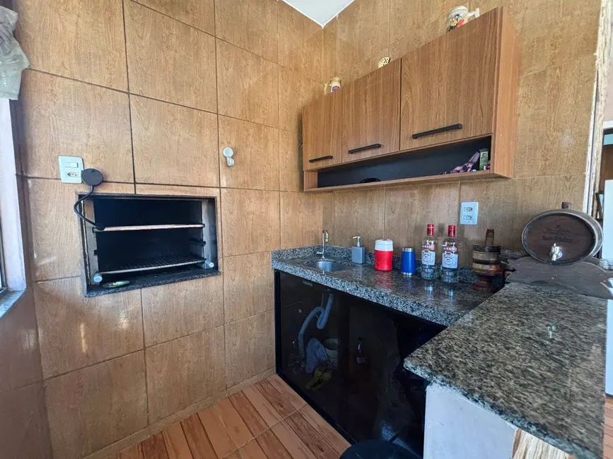 Foto 6 de Casa com 3 quartos à venda, 338m2 em Balneario Barra Do Sul - SC