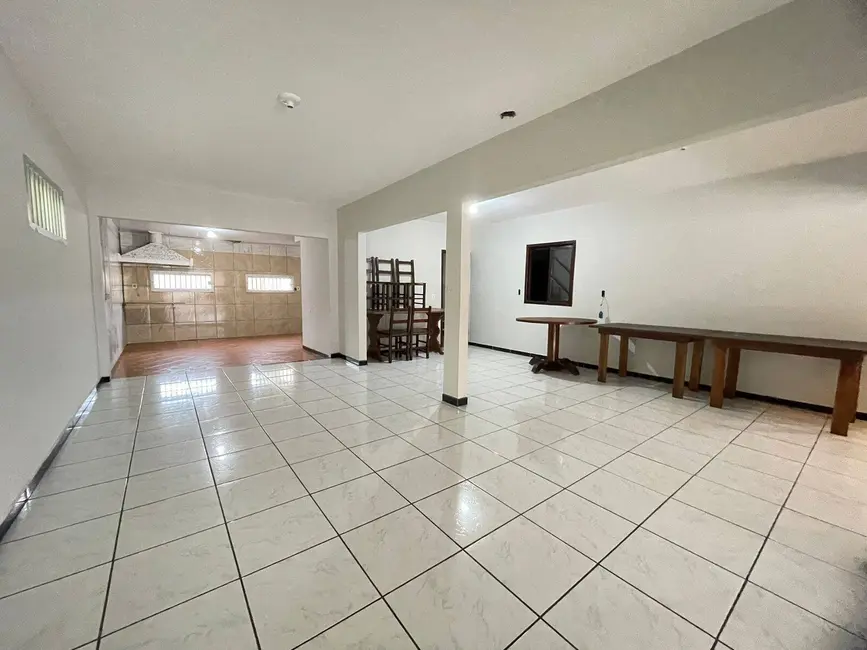 Sala Comercial à venda, 209m2 em Centro, Balneario Barra Do Sul - SC - imagem 9 Foto 9 de Sala Comercial à venda, 209m2 em Centro, Balneario Barra Do Sul - SC