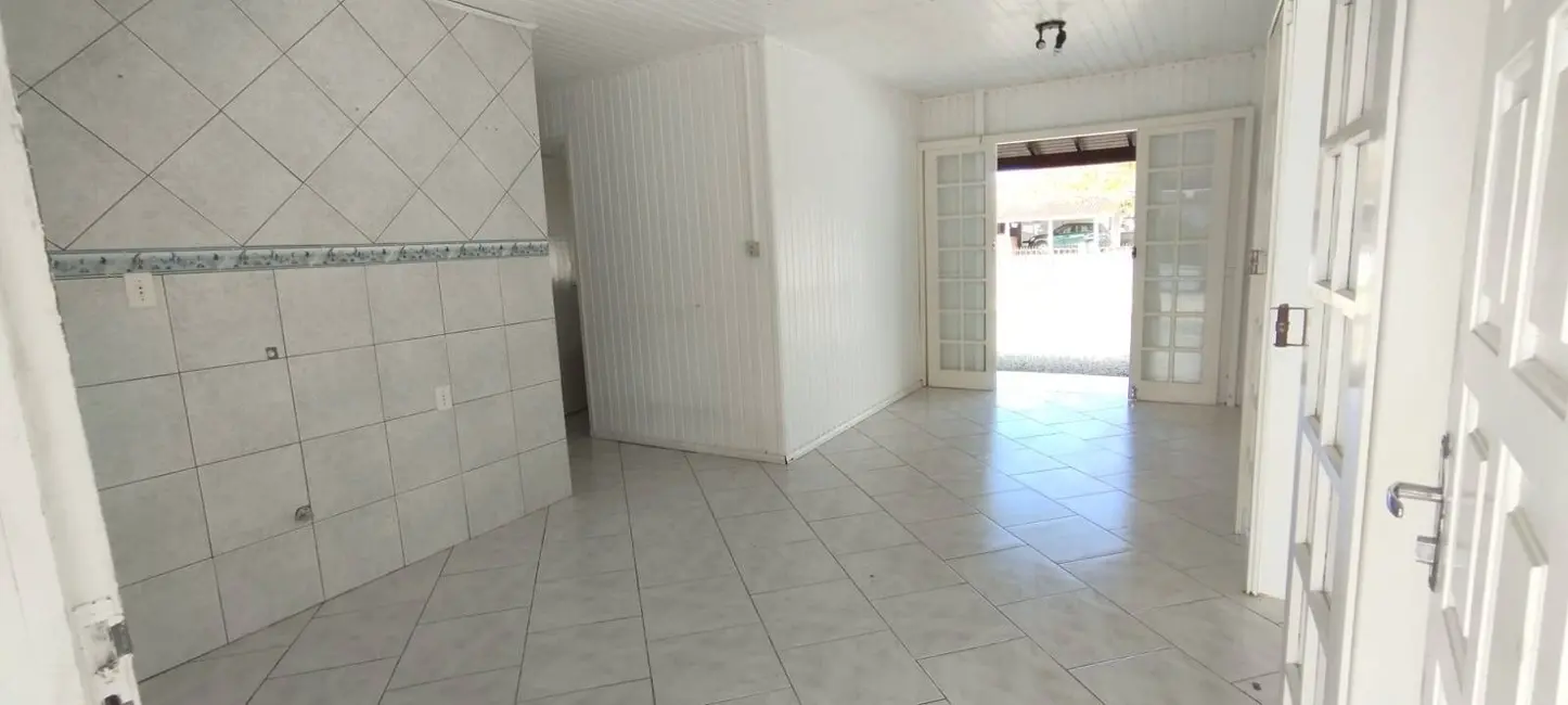 Foto 8 de Casa com 3 quartos à venda, 145m2 em Balneario Barra Do Sul - SC