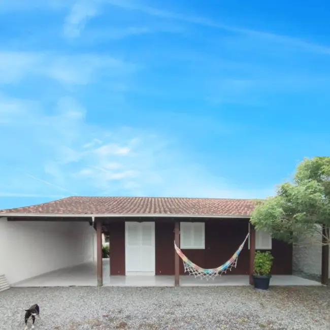 Foto 2 de Casa com 3 quartos à venda, 145m2 em Balneario Barra Do Sul - SC