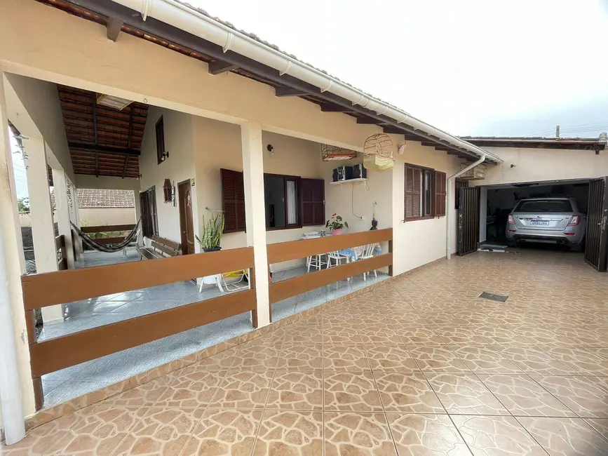 Foto 5 de Casa com 4 quartos à venda, 364m2 em Balneario Barra Do Sul - SC