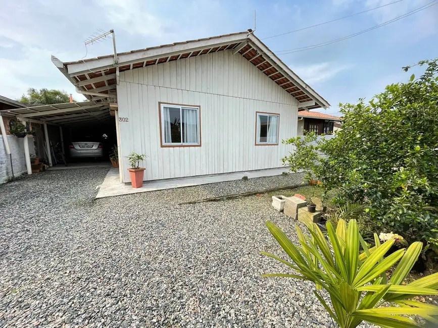 Foto 2 de Casa com 3 quartos à venda, 78m2 em Balneario Barra Do Sul - SC
