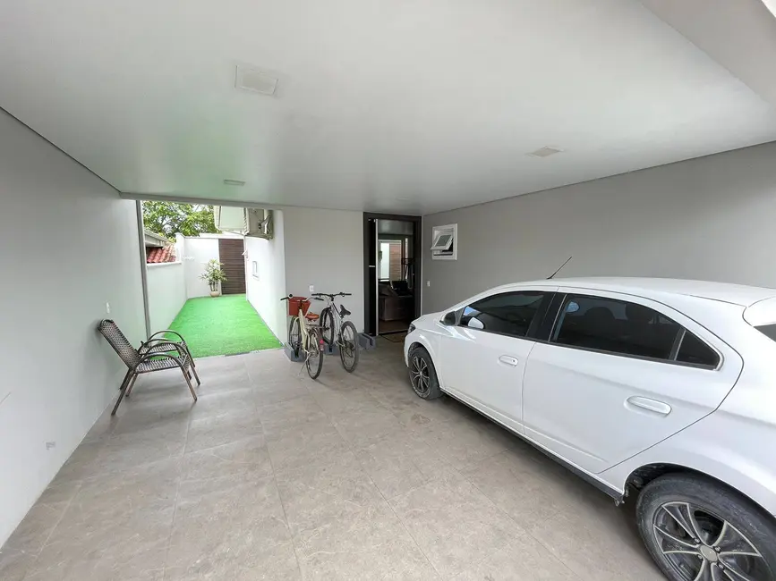 Foto 7 de Casa com 3 quartos à venda, 243m2 em Centro, Balneario Barra Do Sul - SC