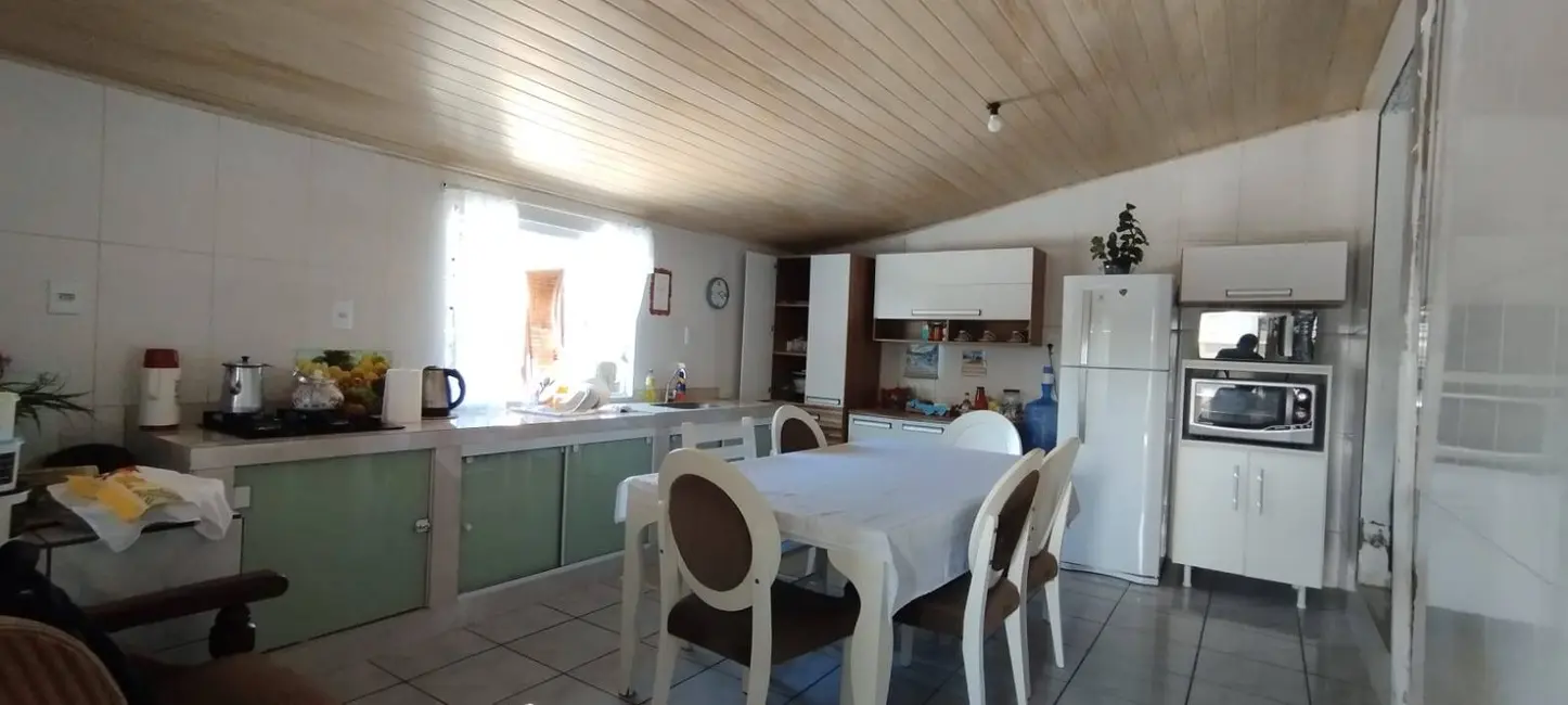 Foto 3 de Casa com 3 quartos à venda, 396m2 em Balneario Barra Do Sul - SC