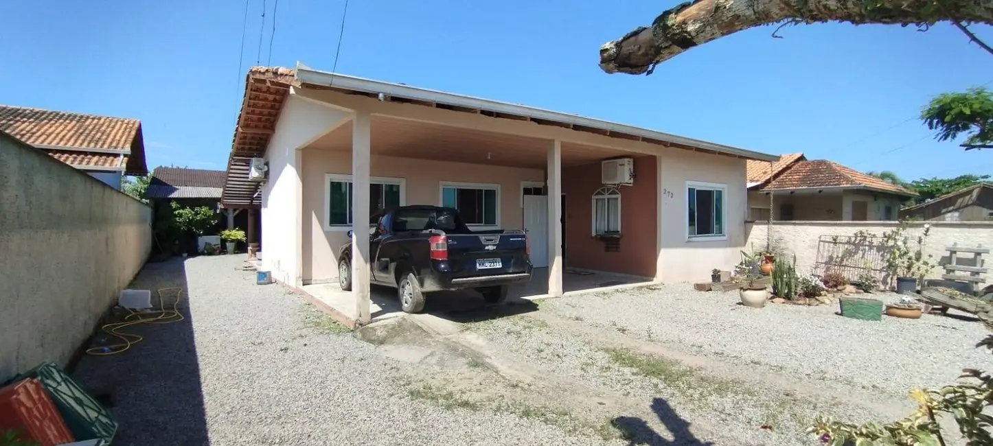 Foto 1 de Casa com 3 quartos à venda, 396m2 em Balneario Barra Do Sul - SC