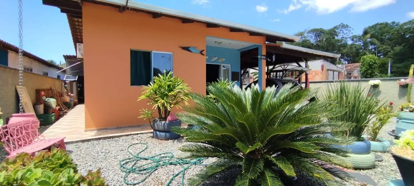 Foto 3 de Casa com 2 quartos à venda, 325m2 em Balneario Barra Do Sul - SC