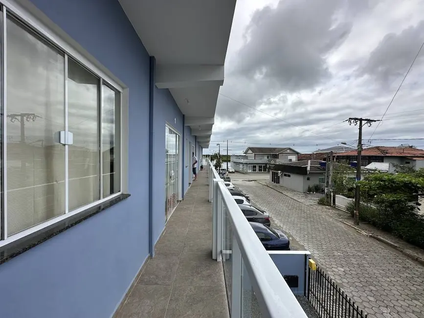 Foto 5 de Casa com 13 quartos à venda e para alugar, 764m2 em Balneario Barra Do Sul - SC