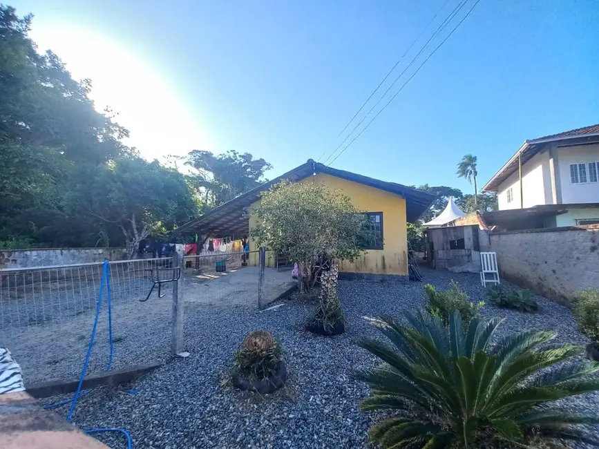 Foto 4 de Casa com 2 quartos à venda, 75m2 em Balneario Barra Do Sul - SC