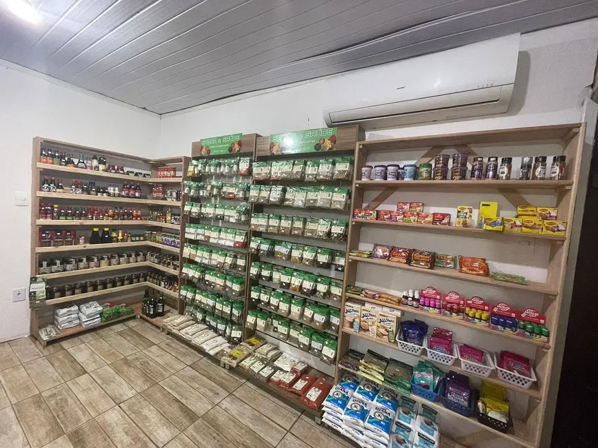 Foto 8 de Sala Comercial à venda, 325m2 em Balneario Barra Do Sul - SC