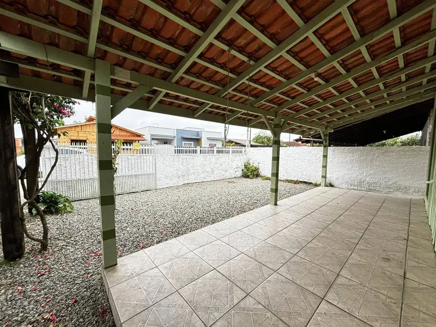 Foto 4 de Casa com 2 quartos à venda, 63m2 em Balneario Barra Do Sul - SC