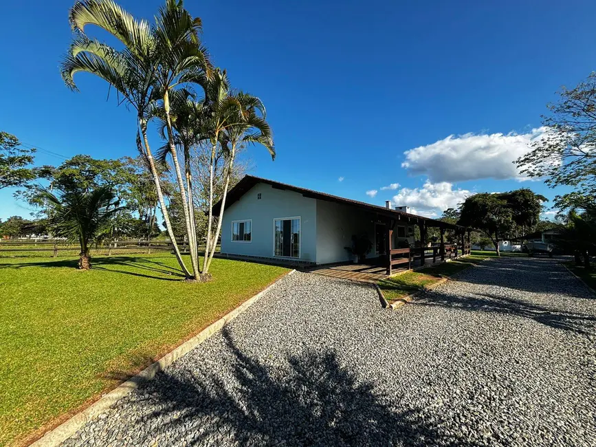 Foto 3 de Chácara com 4 quartos à venda, 29353m2 em Balneario Barra Do Sul - SC