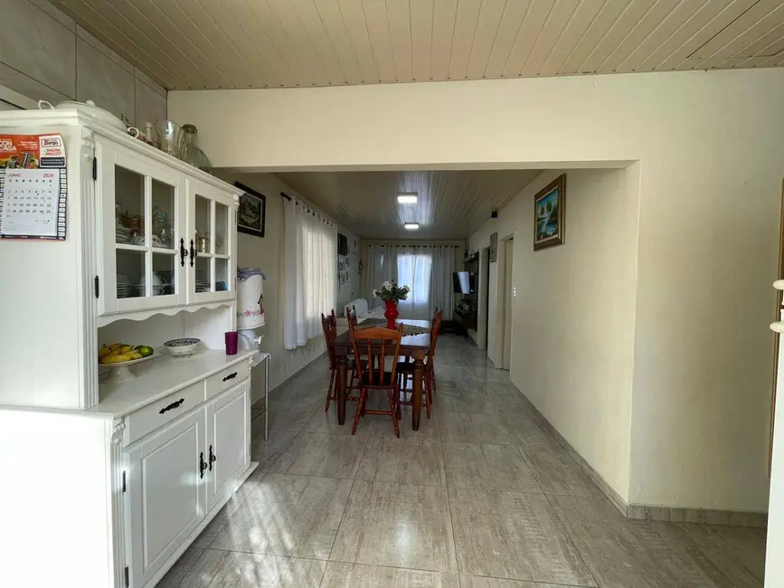Foto 4 de Casa com 2 quartos à venda, 170m2 em Centro, Balneario Barra Do Sul - SC
